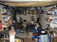 messy-garage (37K)